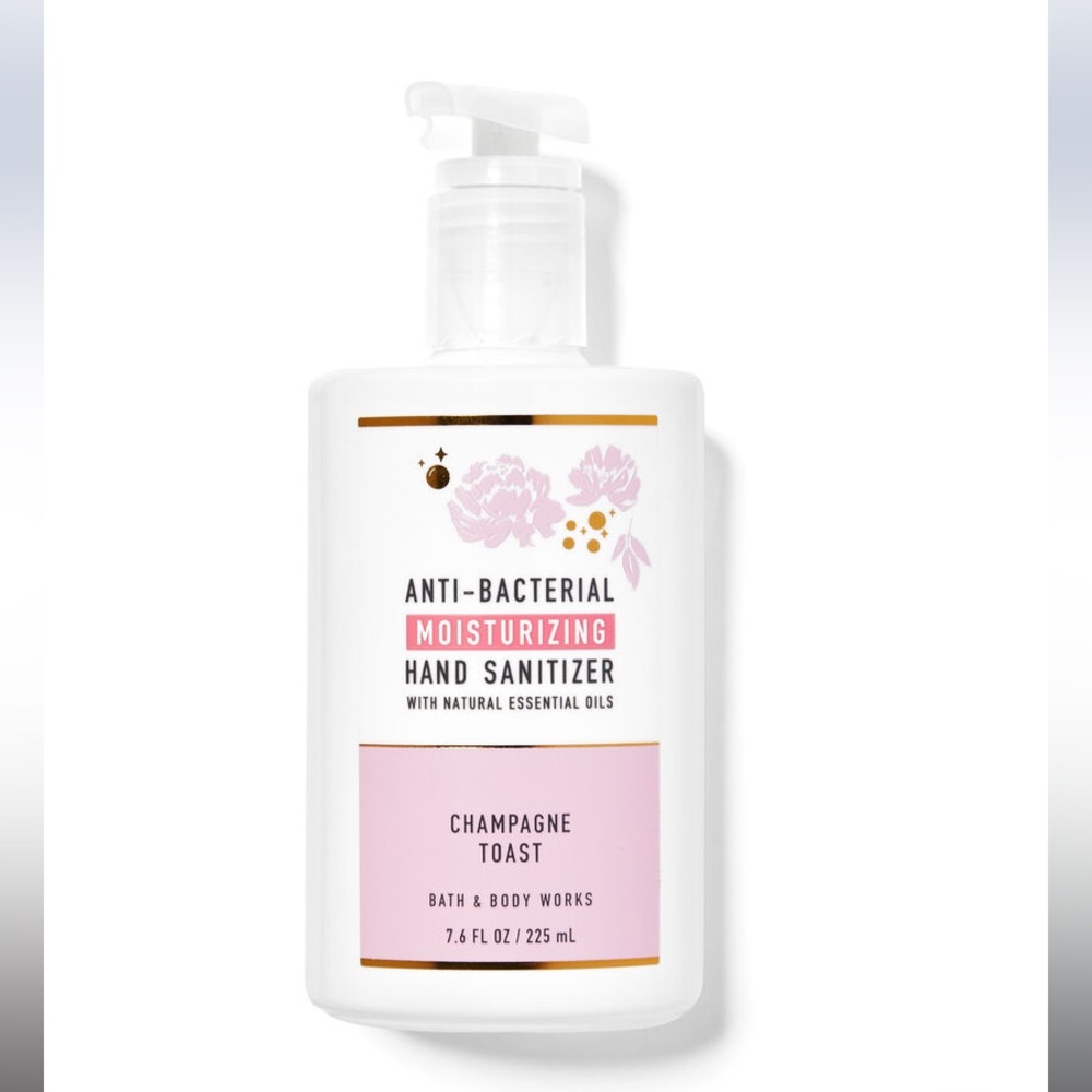 Champagne Toast
Moisturizing Hand Sanitizer